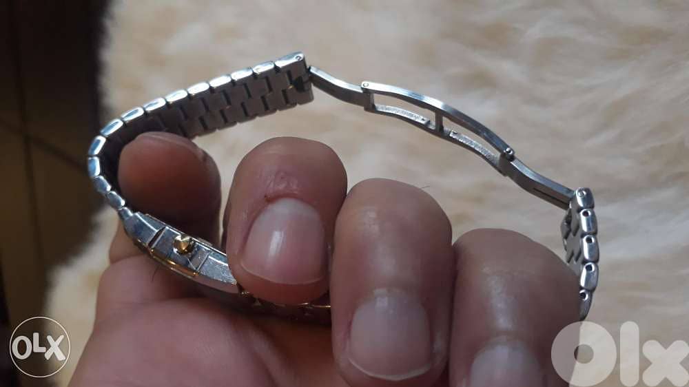 ساعه نسائيه سويسرية الصنع gold plated 1