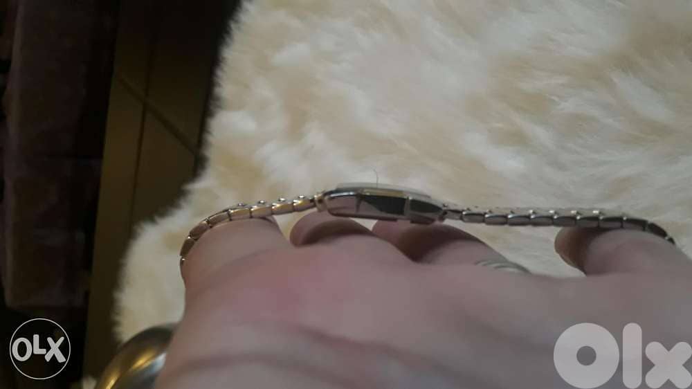 ساعه نسائيه سويسرية الصنع gold plated 6