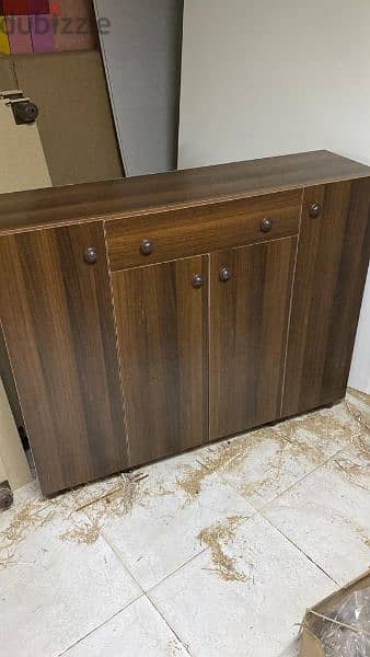 خزانة أحذية حجم كبير أربع درف جديد