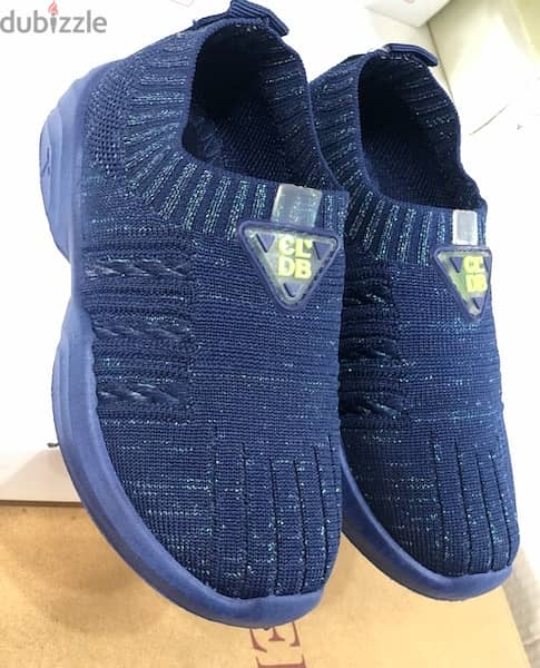 kids shoes for boy or girl, size 26, navy color 1