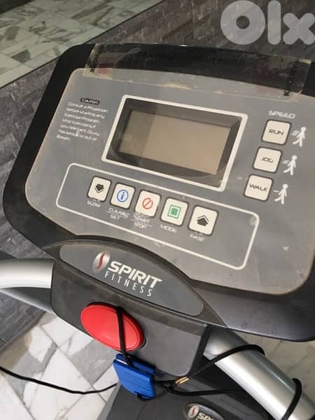 treadmill like new heavy duty very good quality 3