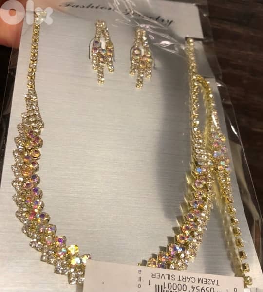 set, earings and necklace 5