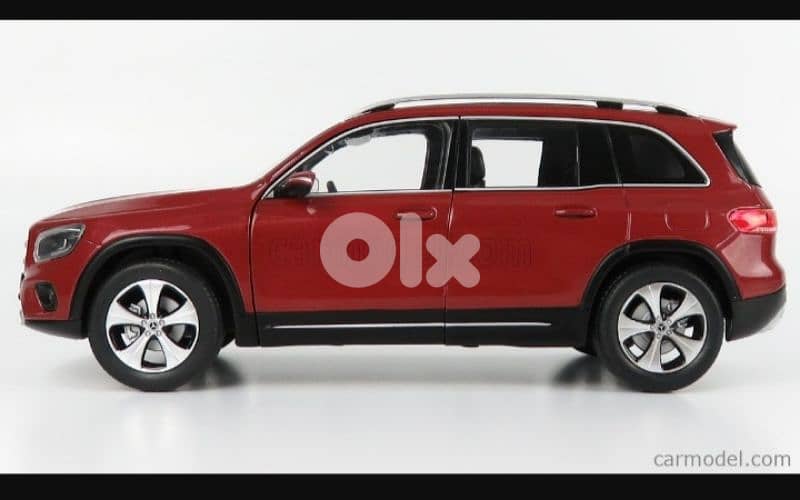 Mercedes GLB (2019) diecast car model 1;18. 1