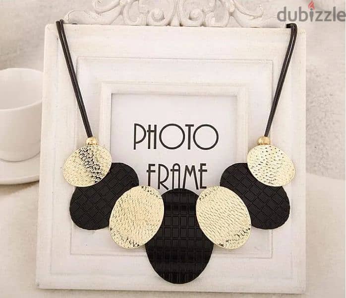 necklace 0