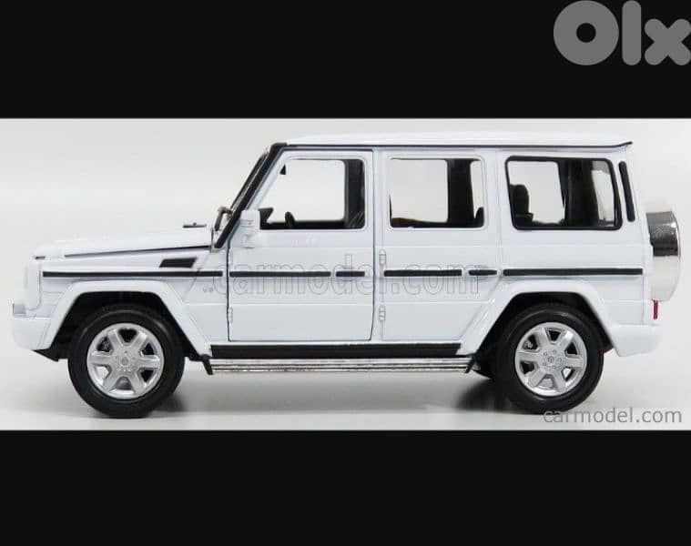 Mercedes G wagon diecast car model 1:24. 2