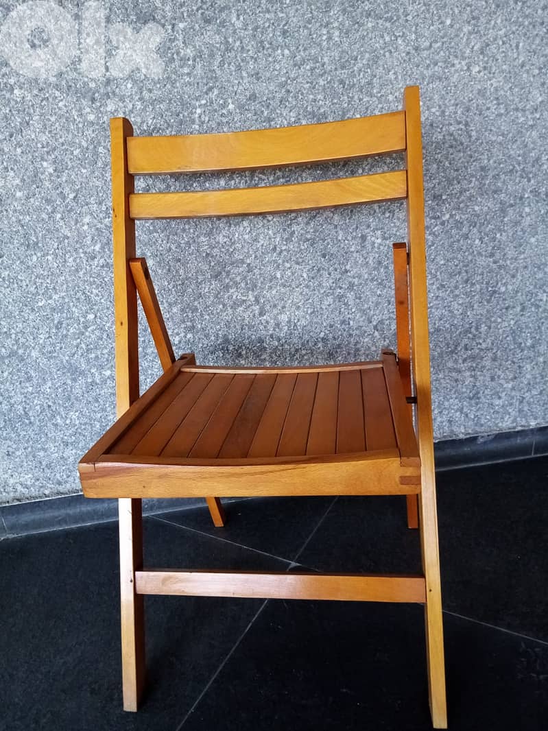 كرسي من خشب ماسيف جديد يطوي بسهولة للمساحات الصغيرة 2
