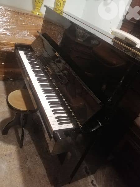 piano yamaha u2 3 pedal b3do jdid Free banch 2