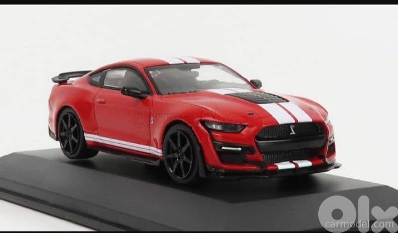 "20 Ford Shelby GT500 diecast car model 1;43. 2
