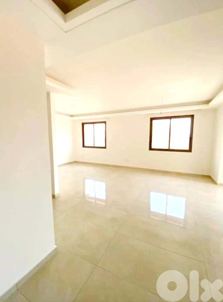 SPACIOUS APARTMENT IN VERDUN PRIME / SEA VIEW (200Sq) 3 BEDS (BT-102) 0