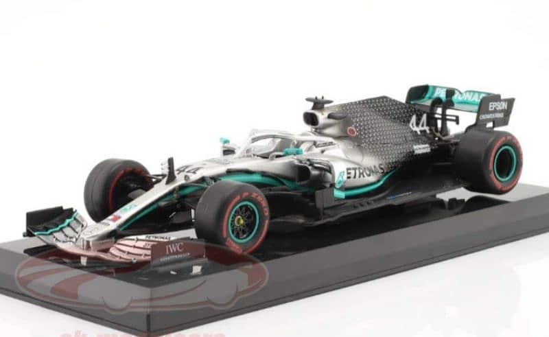 Lewis Hamilton Mercedes AMG W10 EQ '19 diecast car model 1:24. 0