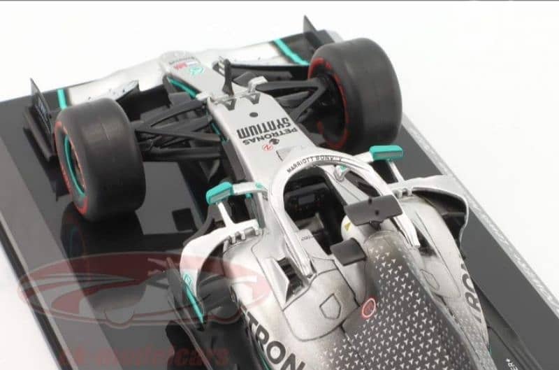 Lewis Hamilton Mercedes AMG W10 EQ '19 diecast car model 1:24. 5
