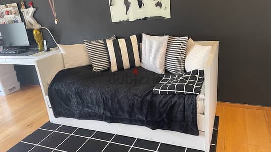 kids bed with extra drawer