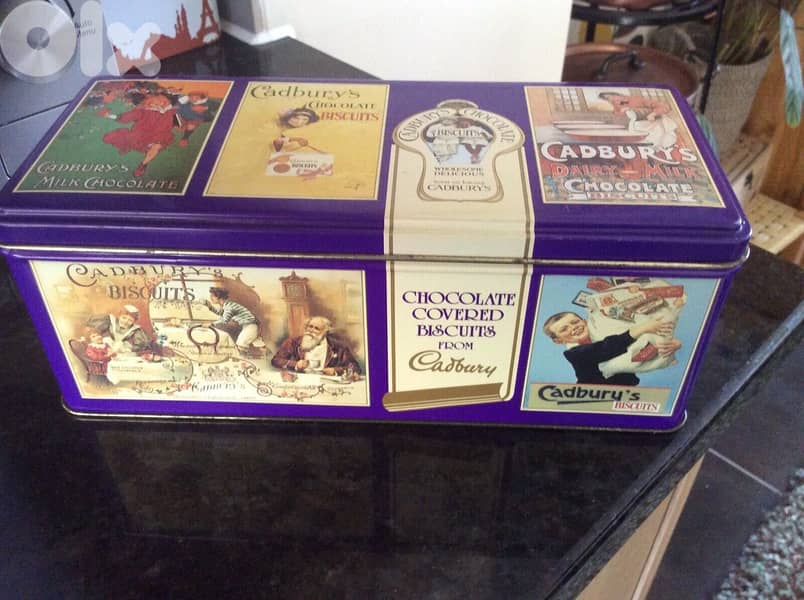 Cadbury Chocolate Biscuits collectible Tin box 0
