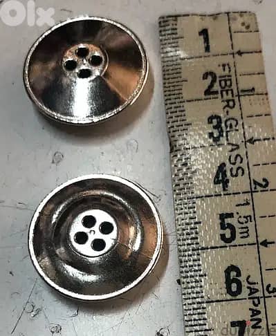 200 silver buttons for clothing size diameter around 2.5 cm 1
