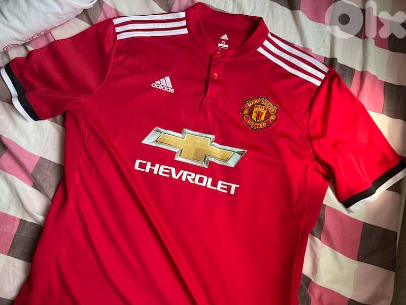 ibrahimovic 2018 season  manchester united home adidas kit 1