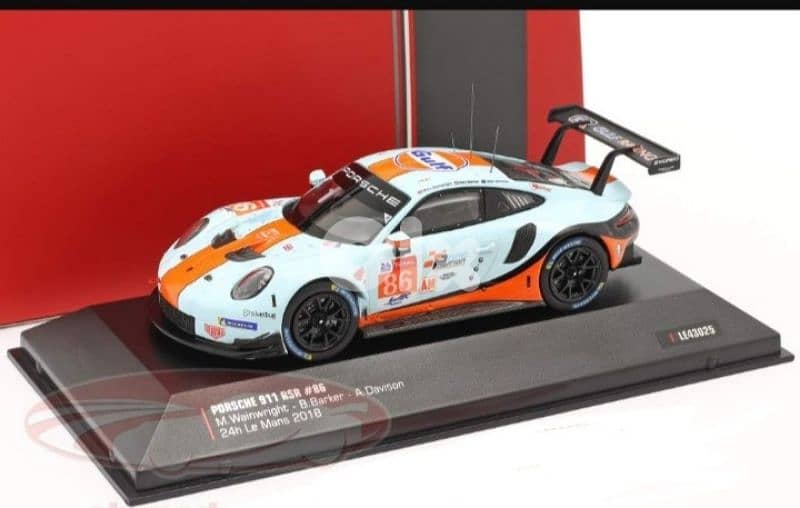 Porsche 911 RSR (24H Le Mans 2018) diecast car model 1;43. 0