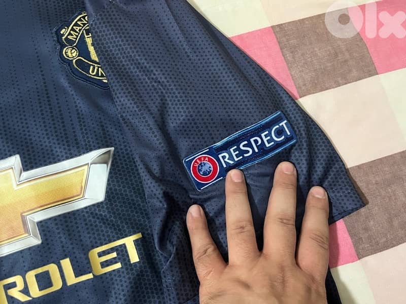 Rashford 10  manchester united blue adidas shirt for 10 $ 3