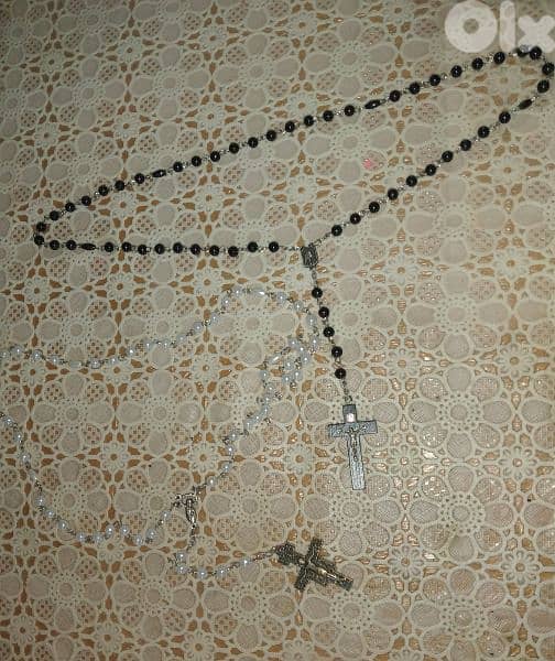 necklacce loulou rosary 2 colours 4
