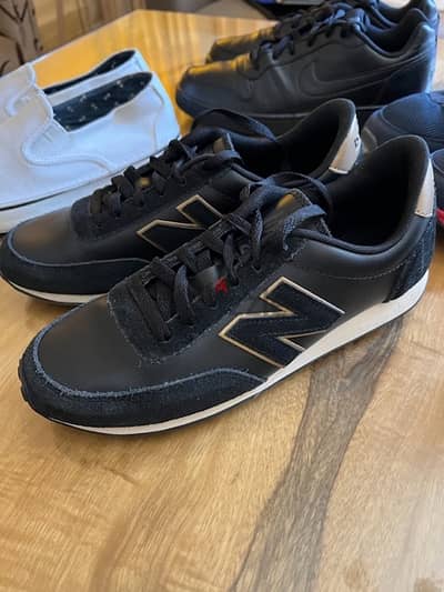 NEW BALANCE never used at 30$ Only