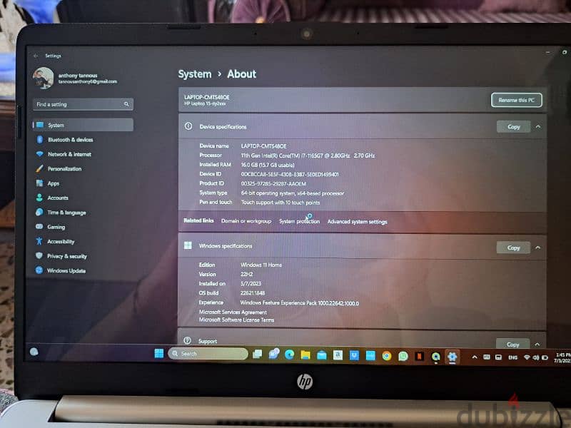 used like new no scratches everything is working with bag and mouse 3