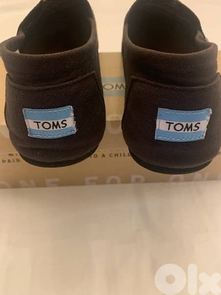 TOMS. 1
