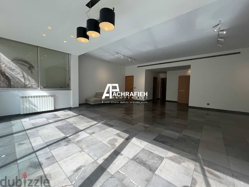 210 Sqm - Apartment For Rent In Achrafieh - شقة للإجار في الأشرفية 0