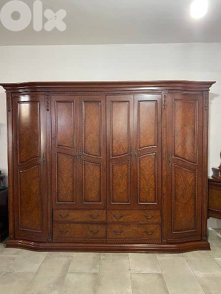 غرفة نوم بومبي صناعة ماليزية مستعملة بحالة جيدا 8