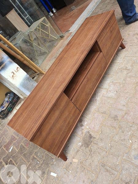 New TV Table (136). 0