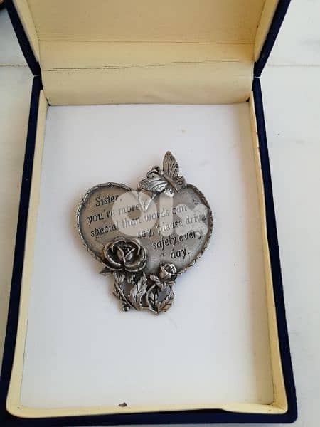 antique ميدالية الاخت الصالحة sister 0