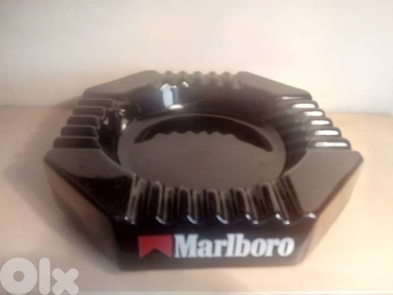Marlboro vintage big ceramic ashtray 23*23cm 2