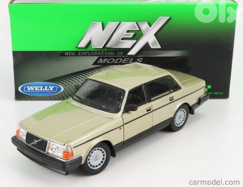 Volvo 240 GL diecast car model 1:24 4