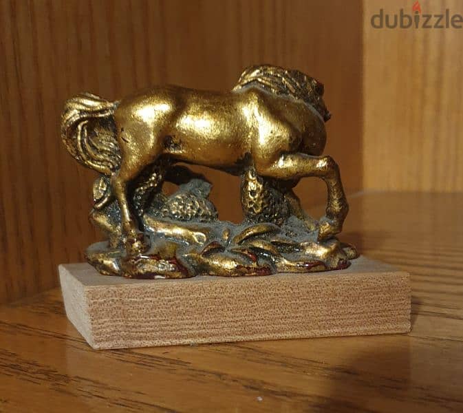 Antique Chinese red poecelaine horse figurine guilded with gold leaf 1
