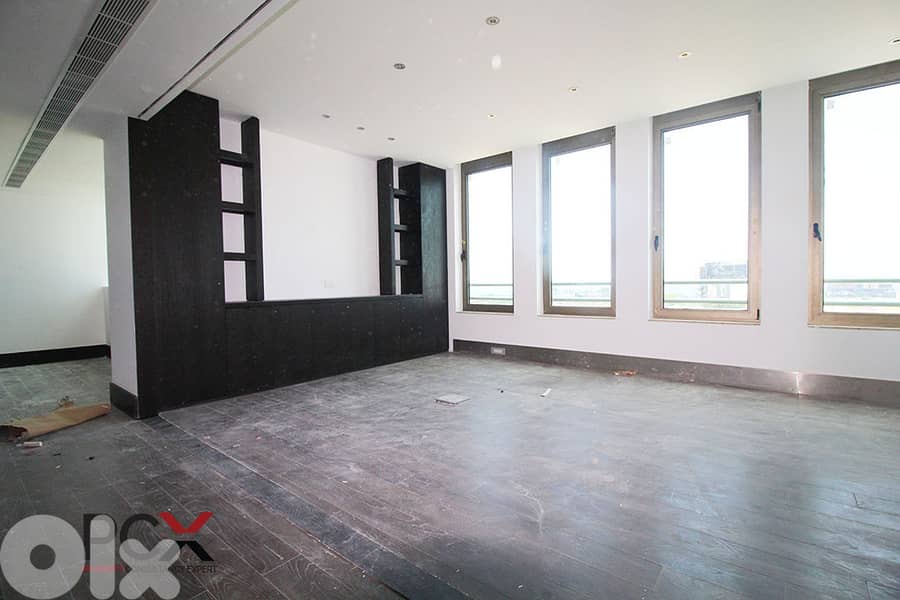 Office for Rent in Downtown I Electricity 24/7 | Sea View 0