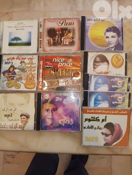 مجموعة من الكاسيتات وال سي دي العربية والأجنبية 5