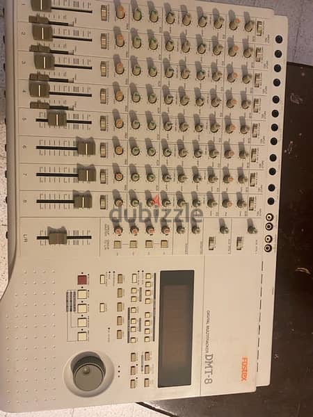 fostex mixer for recording in an excellent condition 1