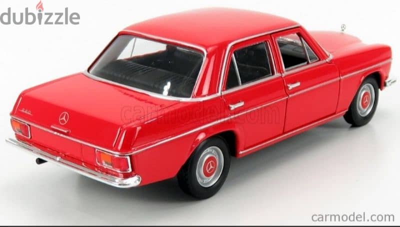 Mercedes W115 diecast car model 1:24. 2