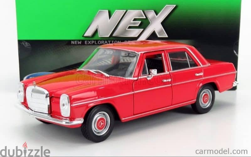 Mercedes W115 diecast car model 1:24. 4