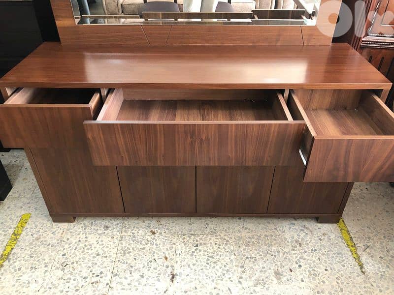 أوضة سفرة شغل جورج متى 9