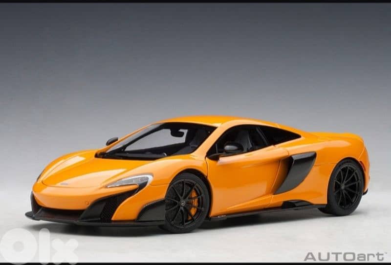 Mclaren 675LT diecast car model 1;18. 0