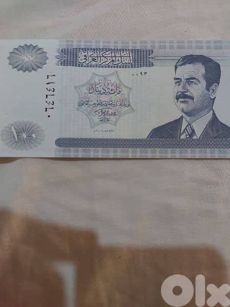 UNC Saddam Hussein Iraqi one hundred Dinar Banknote year 2002 0