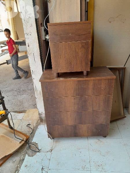 شفنيرة مع كمود صغيرة 0