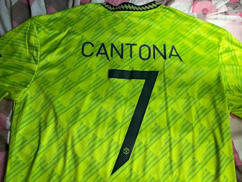 cantona 7  Manchester United special edition jersey copy AAA+ for 10 $ 1