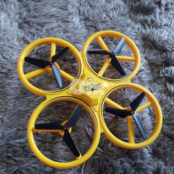 طيارة بريمونت كونترول باليد 0