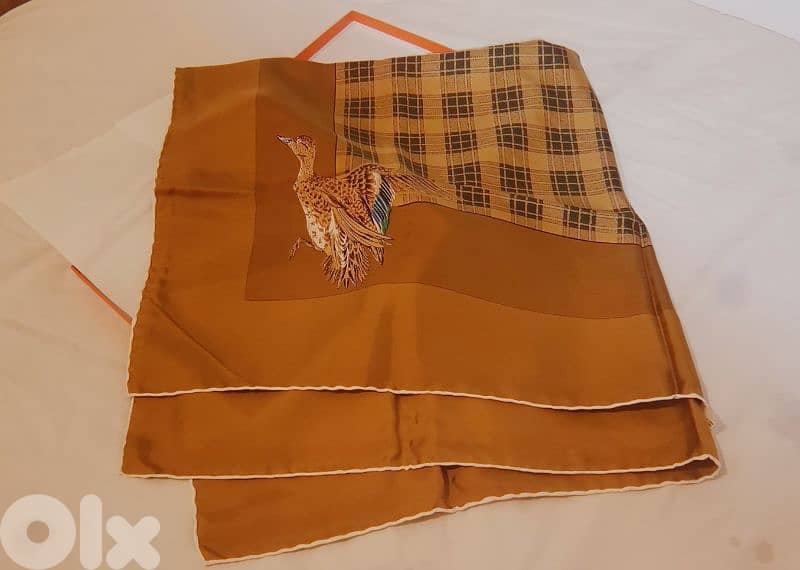 Hermès Silk Scarf (90 cm) 2