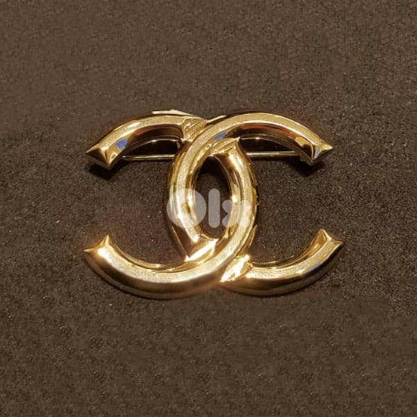 high quality gold tone brooch 3