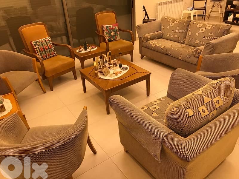 full living room good one & clean as new 0