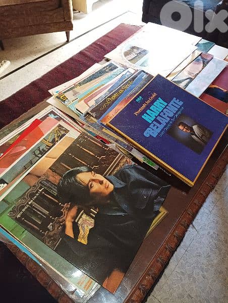 مجموعة قديمة أصلية من الأسطوانات الفينيل Vinyl 0