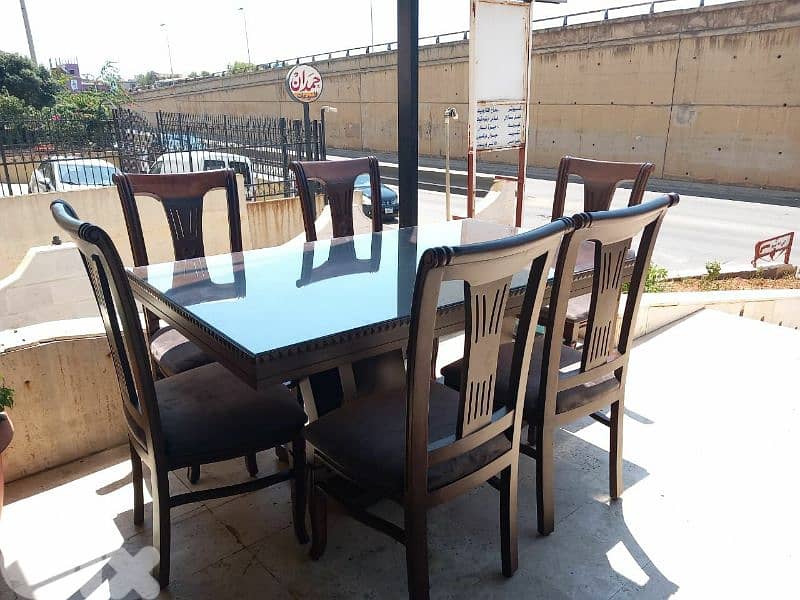 طاولة سفرة مع ست كراسي 2
