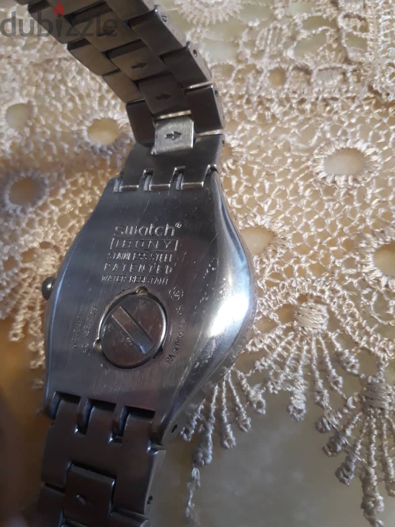 ساعة سواتش 1