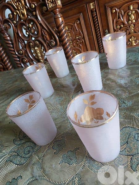 Old Glass Cups ( 6 ) اكواب زجاج عريقة قديمة عدد 1